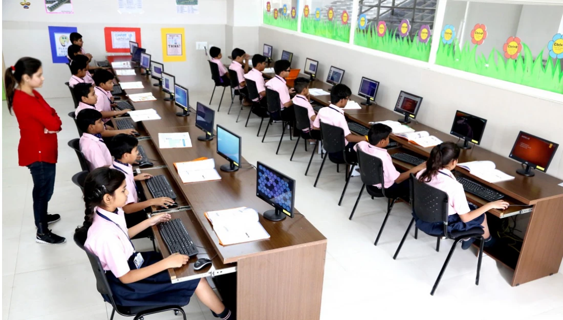 LCC Computer Education Slider